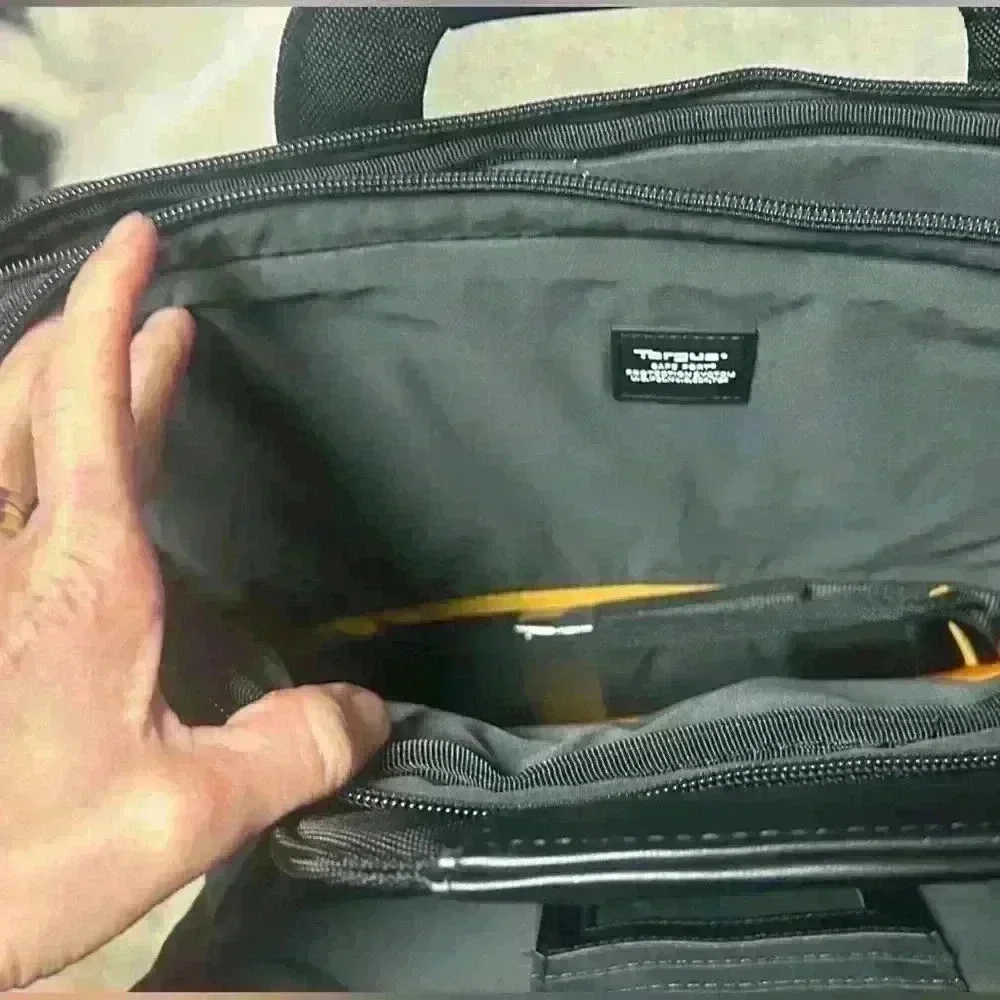 Targus Meridian II Topload Carrying Case NWOT